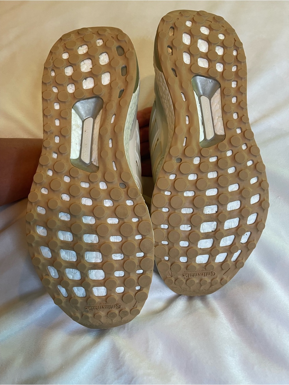 Adidas Ultraboost 1.0 Off White Cream Gum Sole Women’s Running Shoes Size 9.5 - Picture 9 of 9